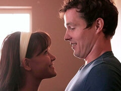 Blasen, Braunhaarige, Hundestellung, Handjob, Küssen, Lecken, Natürlichen titten, Piercing