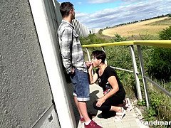 着衣女と全裸男, エロ熟女, イく瞬間, イマラチオ, オナニー, 母, 公共, 義母