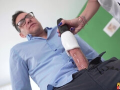 Grosse bite, Sucer une bite, Plantureuse, Poilue, Talons, Réalité, Uniforme, Mouillée