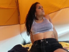 Cul, Gros cul, Gros seins, Brésilienne, Plantureuse, Fille latino, Mère que j'aimerais baiser, Chatte