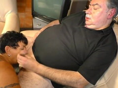 Enthousiasteling, Bruinharig, Rondborstig, Vingeren, Omie, Hd, Rijpe lesbienne, Tatoeage