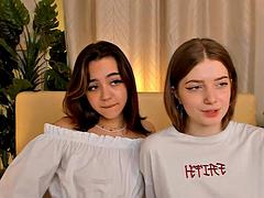 Lesbienne, Pov, Plan cul à trois, Webcam