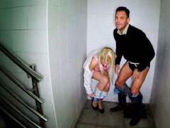 Большой член, Минет, Застукали, В одежде, Собачьи, Лизание, Вечеринка, На публике