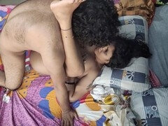 18 ans, Sucer une bite, Défloration, Fait maison, Embrassement, Léchez, Jarretelles, Suçant