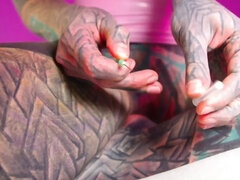 Amateur, Anal, Hd, Masturbation, Orgasme, Solo, Tatouage, Jouets