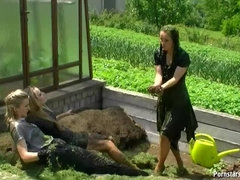 Rubia, Morena, Pelea de gatas, Vestido, Comida, Cuero, Mojado, Lucha