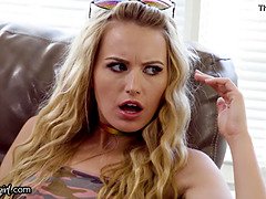 Hot MILF Brandi Love Enjoys A Threesome With Dava Foxx And Her Stepdaughter