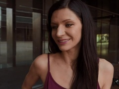 Enthousiasteling, Pijpbeurt, Lul, Europees, Rijpe lesbienne, Natuurlijke tieten, Buiten, String