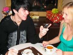 Grosser schwanz, Blondine, Blasen, Hundestellung, Natürlichen titten, Jungendliche (18+), Titten, Toilette