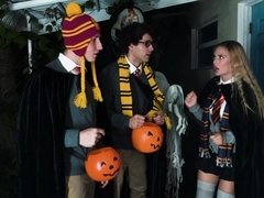 Блондинки, Брюнетки, Грудастые, Хд, Лизание, Милф, Киски, Игрушки