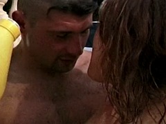 Leie, In den arsch, Schönheit, Blasen, Handjob, Hardcore, Im freien, Pool