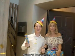 18 летние, Анальный секс, Большие сиськи, Рогоносцы, Мужья, Киски, Молоденькие, Жена