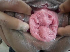 wet ebony shows her vagina close up on webcam