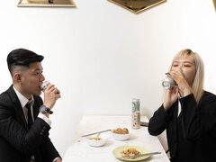 Asiatisch, Tussi, Blondine, Hardcore, Lecken, Muschi, Sekretärin
