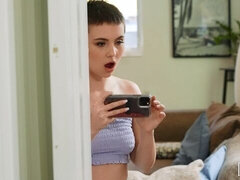 Любители, Домохозяйки, Лизание, Милф, Киски, Бритые, Короткая стрижка, Сиськи