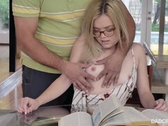 Grosser arsch, Blondine, Hd, Pov, Stiefmutter, Jungendliche (18+)
