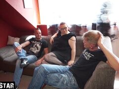Leie, Wohlbeleibte schöne frauen, Blasen, Sperma im mund, Tochter, Pov, Rotschopf, Jungendliche (18+)