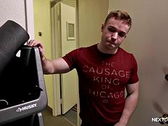 Skinny guys Gabriel Cross and Mikey Junior INTERCOURSE