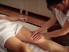 Asiatisch, Grosser schwanz, Paar, Spermaladung, Handjob, Massage, Milf, Thai