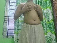 18 ans, Asiatique, Collège université, Domination, Hd, Domestique, Massage, Uniforme