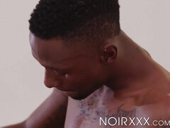 デカチン, イマラチオ, 黒人, ゲイ, 手コキする, ハードコア, 異人種間, ペニス
