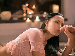 Минет, Одетые девушки голые парни, Семяизвержение, Сперма на лице, Ласковые ручки, Милф, Мамочка