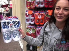 Enthousiasteling, Kont, Blond, Vriendin, Harig, Klein, Dikke tepels, Tieten likken