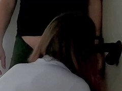 素人, オランダ人, 淫乱熟女, 母, パンティ, スカート, おもちゃ, ユニフォーム