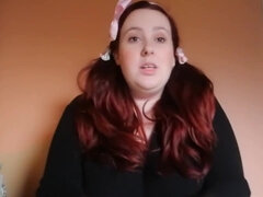 BBW Cutie Plays For You