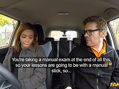 Kiki Minaj gets a creampie in a car in public after driving like a pro