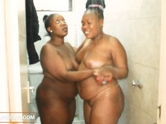 African lesbians, amateur lesbian kissing, lesbians showering