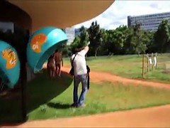 Жопа, Толстушки, На публике