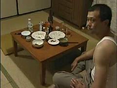 Asiático, Tetas grandes, Engañando, Corrida, Japonés, Chupando, Tetas, Esposa