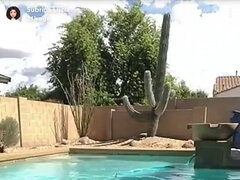 Amateur, Tetas grandes, Morena, Madres para coger, Al aire libre, Piscina, Tetas, Mojado
