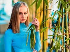 Cul, Sucer une bite, Brutal, En levrette, Doigter, Branlette thaïlandaise, Pov, Adolescente