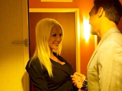 お尻, フェラチオ, 爸, バック, 手コキする, 淫乱熟女, ストッキング, オッパイの
