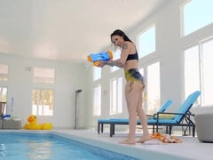 18 años, Mamada, Penetracion con dedos, Coño, Sexo fuerte, Chorro, Adolescente, Tetas