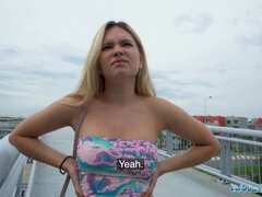 Grote lul, Pijpbeurt, Rondborstig, Sperma shot, Hondjeshouding, Hardcore, Natuurlijk, Realiteit