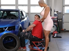 Blondine, Blasen, Vollbusig, Auto, Tschechisch, Fetisch, Hardcore, Hd