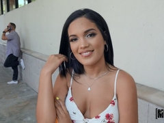 Negro, Mamada, Estilo perrito, Pajear, Pov, Público, Tatuaje, Hilo dental