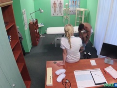 69, フェラチオ, 医者, 顔射, 看護婦, オフィス, ユニフォーム, のぞき