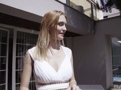 Blonde, Brunette brune, Tatouage, Plan cul à trois