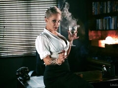 デカパイ, ブロンド, 巨乳な, チン, 女, 淫乱熟女, 喫煙, 一人