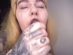 Mamada, Consolador, Tatuaje