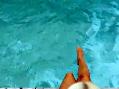 ブロンド, イく瞬間, ヨーロピアン, なめる, アウトドア, 馬乗り, 剃毛, ティーン