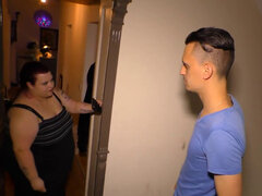 Belle grosse femme bgf, Gros cul, Sucer une bite, Queue, Grosse, Hard, Maigrichonne