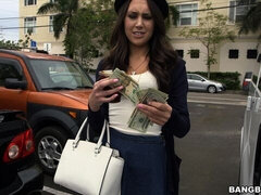 Большая жопа, Большой член, Минет, Брюнетки, В машине, Деньги, Натуральные сиськи, Сиськи