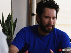 Grosse bite, Brunette brune, Couple, Gorge profonde, Hd, Fille latino, Bureau, Nénés