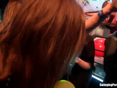 Verein, Gruppe, Hd, Lesbisch, Masturbation, Party, Öffentlich, Erotischer film