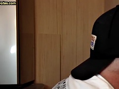 素人, フェラチオ, ズームショット, ゲイ, のぞき穴, 手コキする, 自家製, フェラする